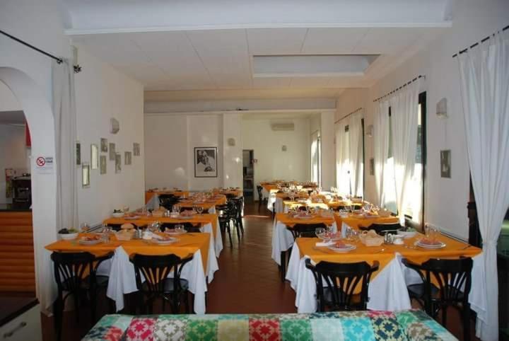Hotel Annarita Rimini Exterior foto